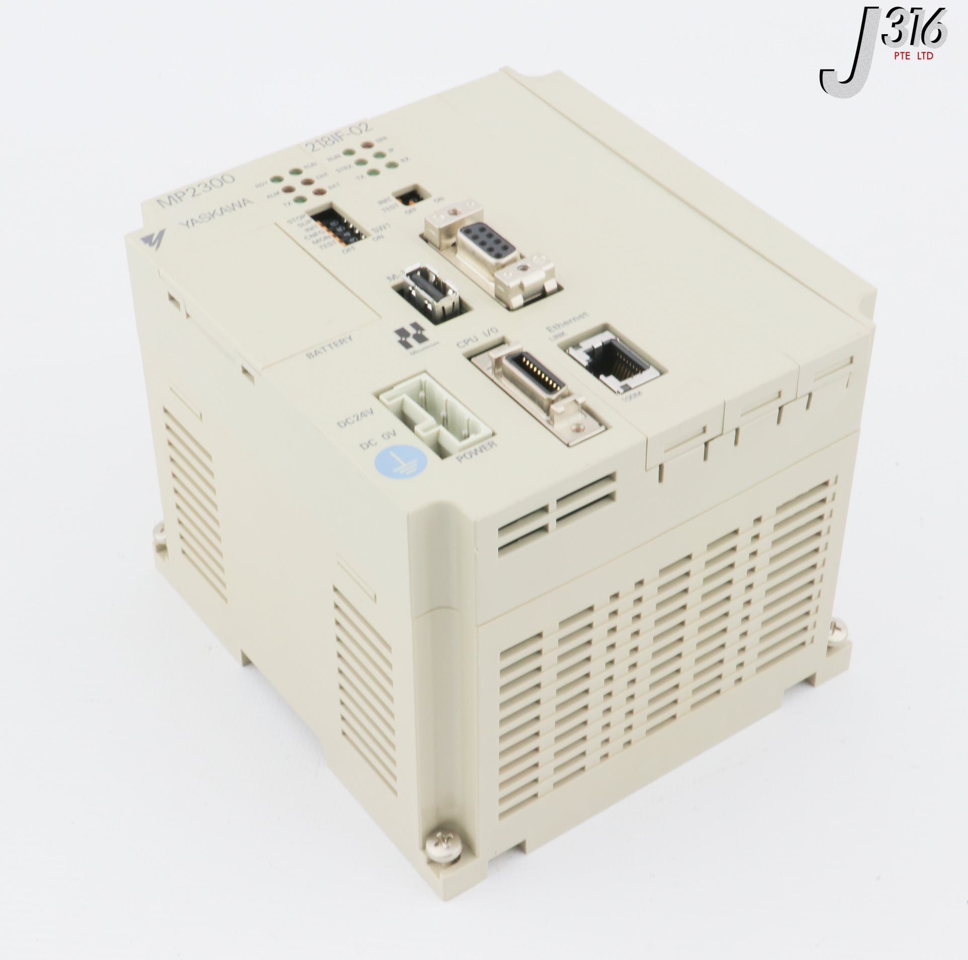 28636 YASKAWA AIO TYPE MACHINE CONTROLLER, MP2300 W/ 218IF-02